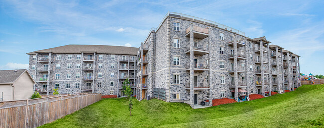 Building Photo - Riverstone