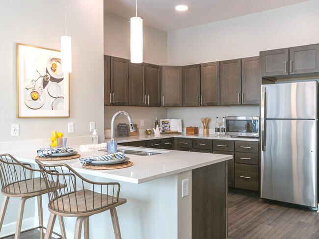 Building Photo - 901 Angle Tarn