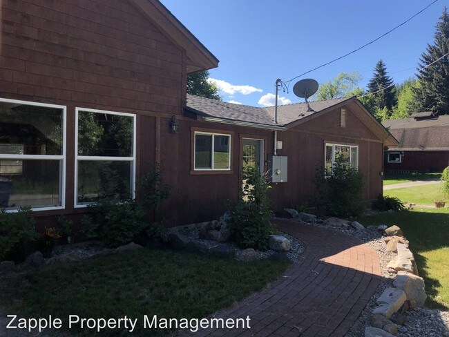 Foto del edificio - 3 br, 2 bath House - 138 Shiplett Rd.