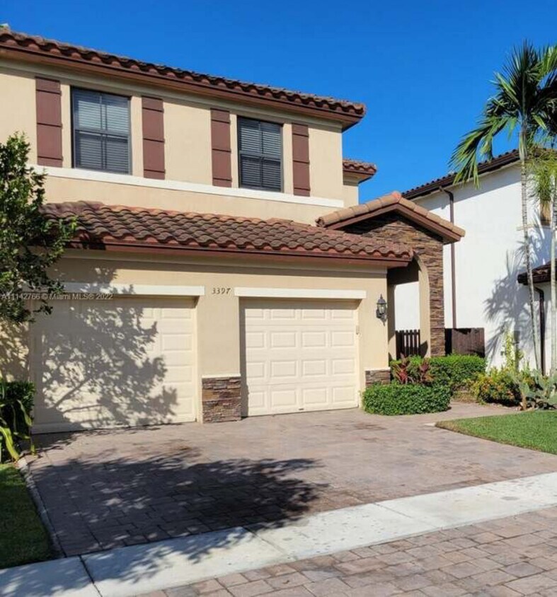Photo - 3397 SE 5th St (Homestead, FL)