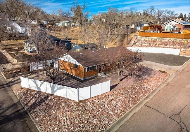 Building Photo - 104 N 25th St