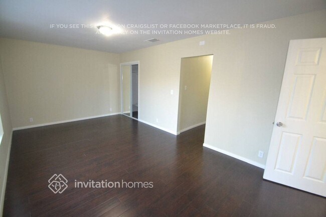 Building Photo - 7447 Loma Verde Ave