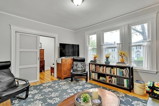 Building Photo - 102 Greaton Rd