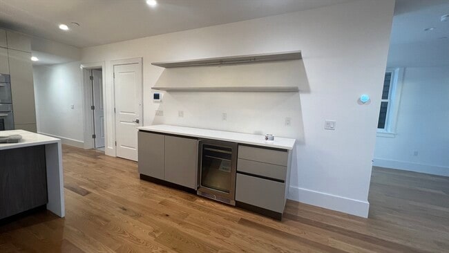 Foto del edificio - 726 E 8th St