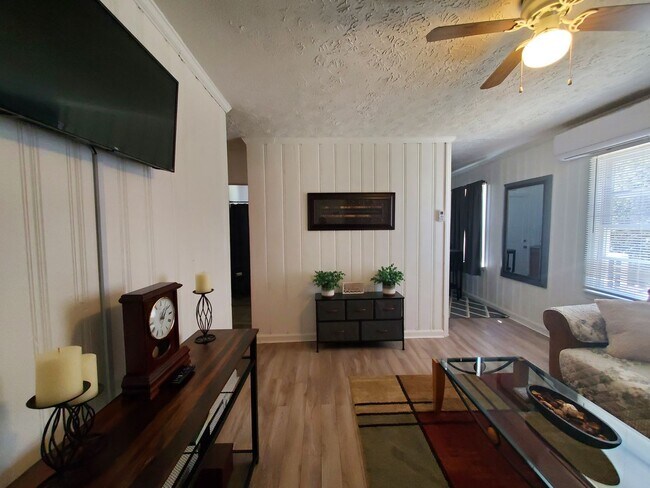 Foto del edificio - 414-B Lake Ave~ Spring Lake