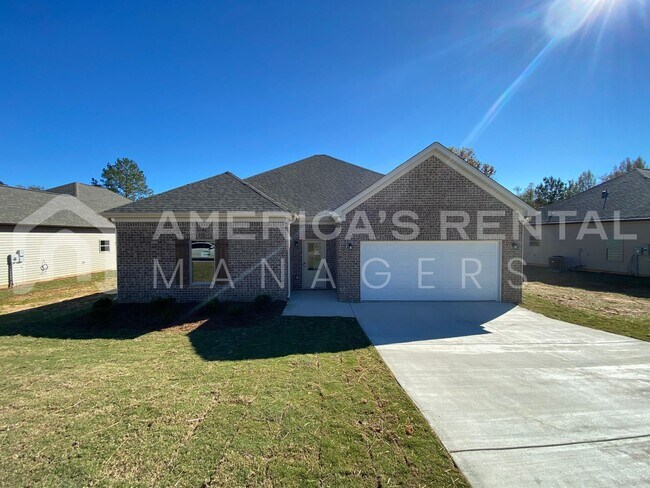 Building Photo - Home for Rent in Lincoln, AL!!!  DEPOSIT P...
