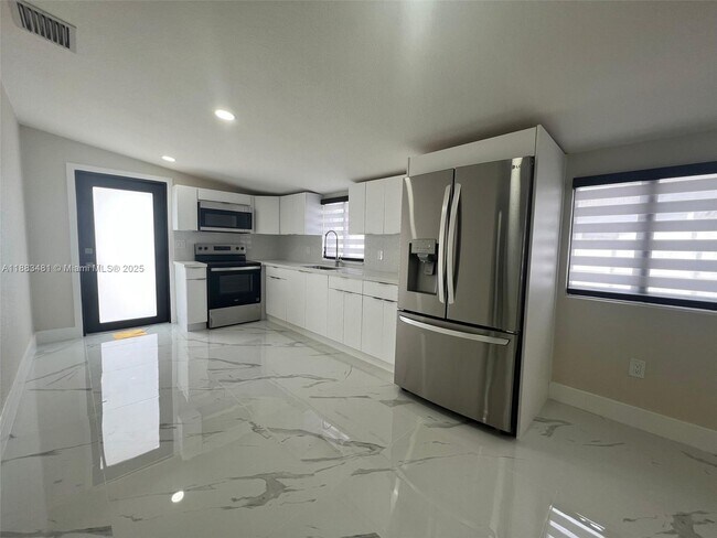 Foto del edificio - 11800 SW 176th St