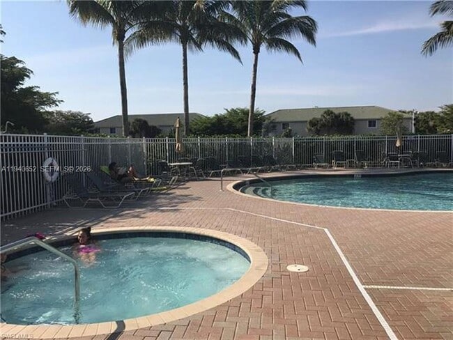 Foto del edificio - 10035 Spyglass Hill Ln