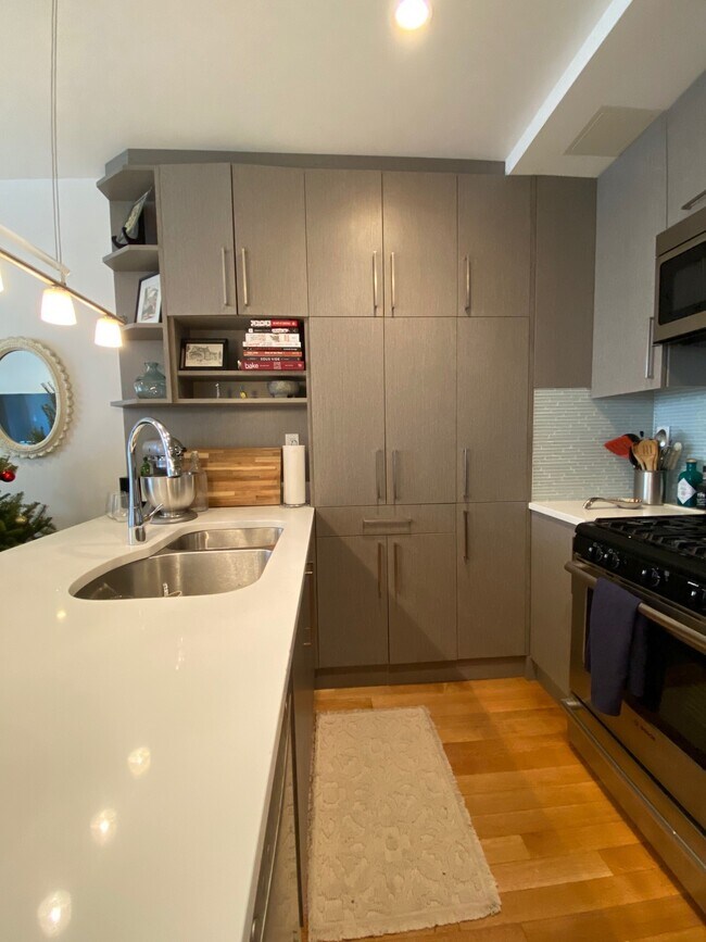 Foto del edificio - 191 Huron St