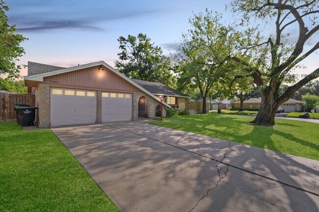 Foto del edificio - 5322 Inwood Dr