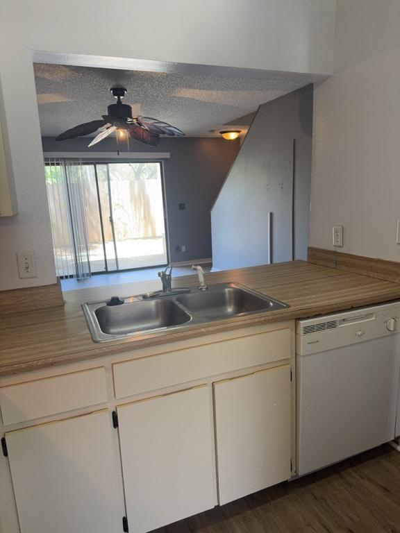 Foto del edificio - 1430 Highland Ridge Cir