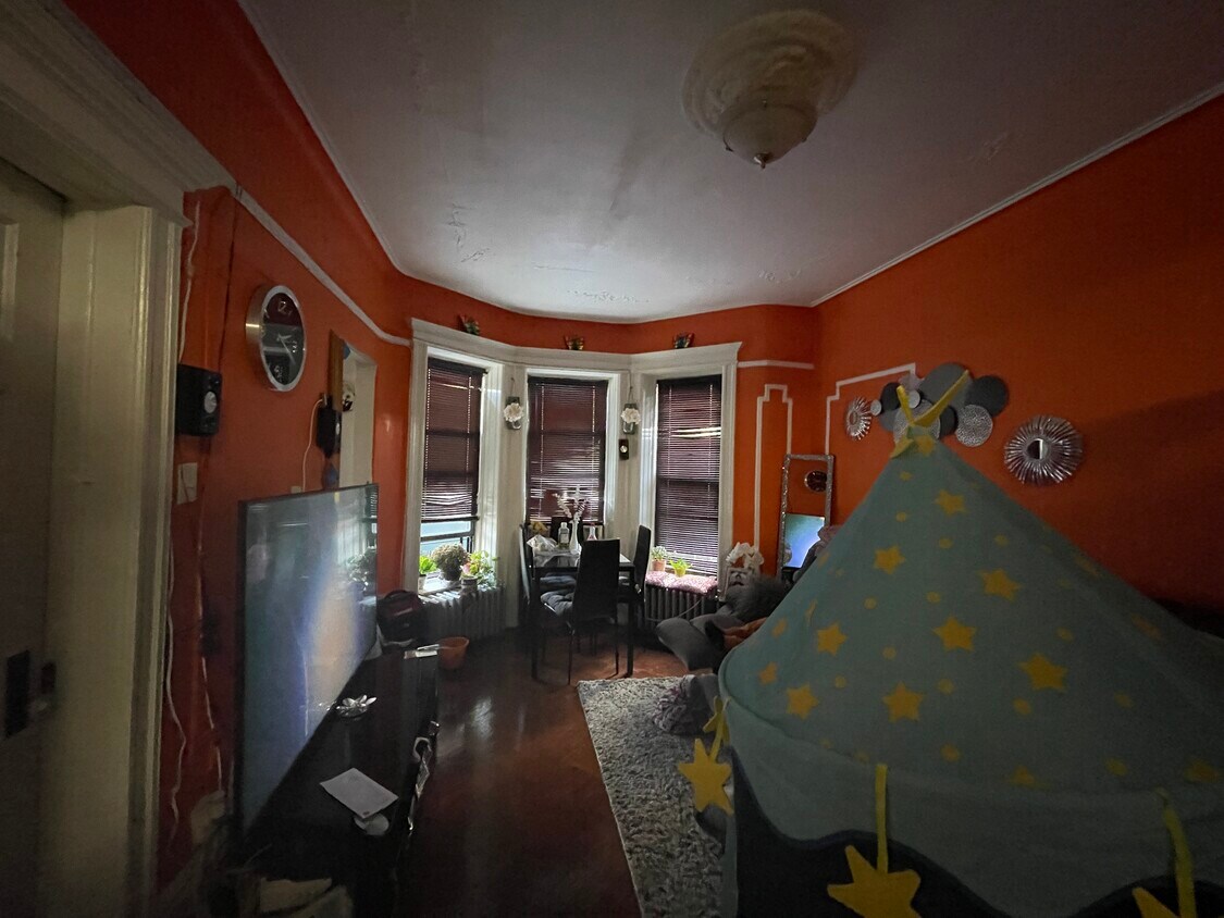 Foto del edificio - 431 64th St