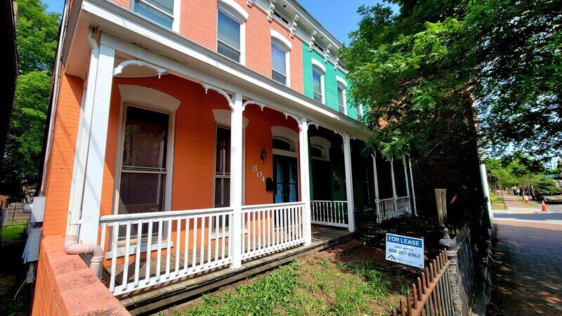 Building Photo - 802 W Marshall St