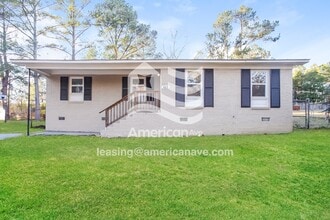 Building Photo - 4815 Barony Dr