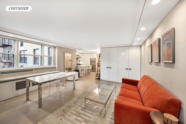 Foto del edificio - 315 E 72nd St