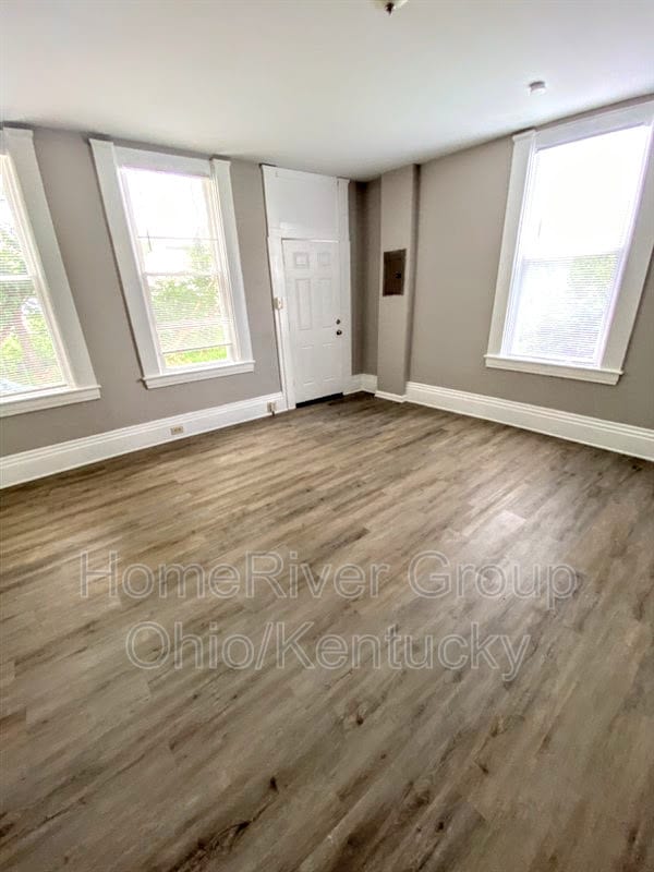 Building Photo - 211 Trevor St