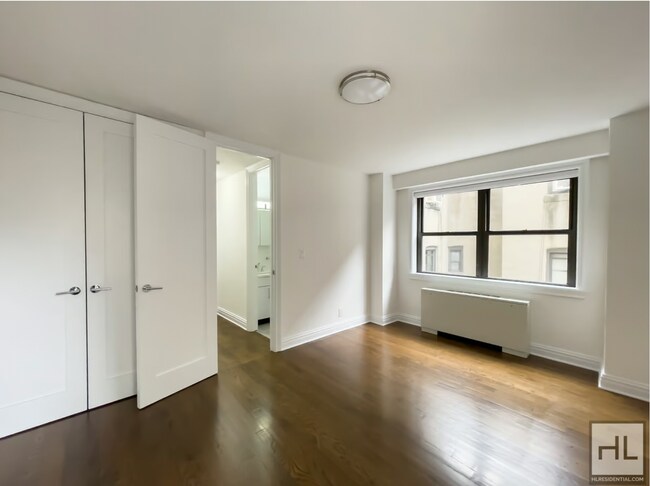 Foto del edificio - East 89th STREET