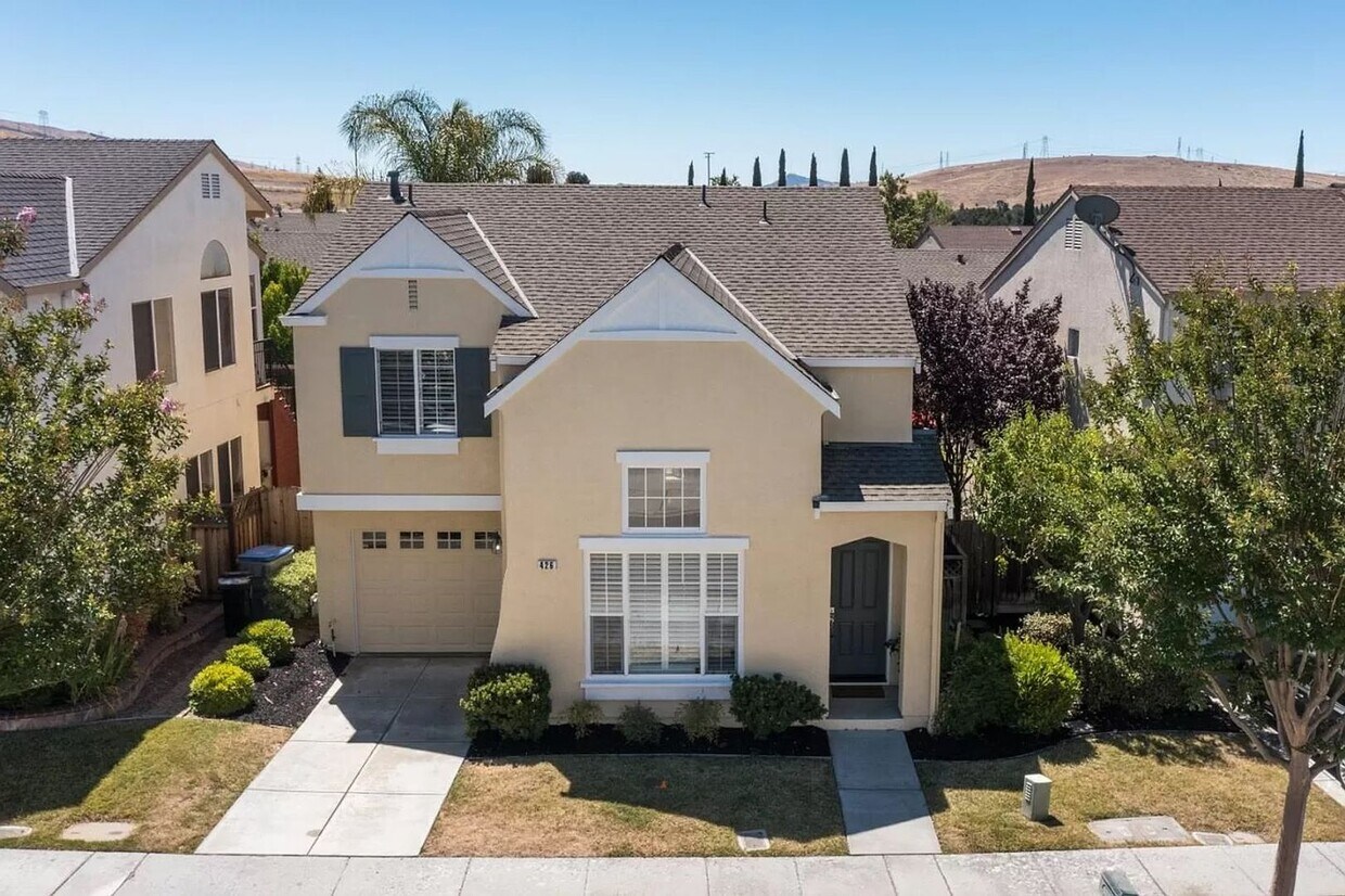 Primary Photo - 3BD/2.5BA - Charming 2-Story Single Family...