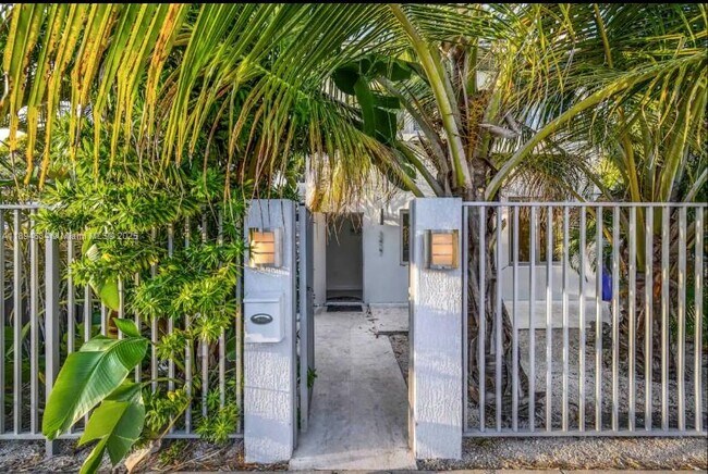 Foto del edificio - 3427 Frow Ave