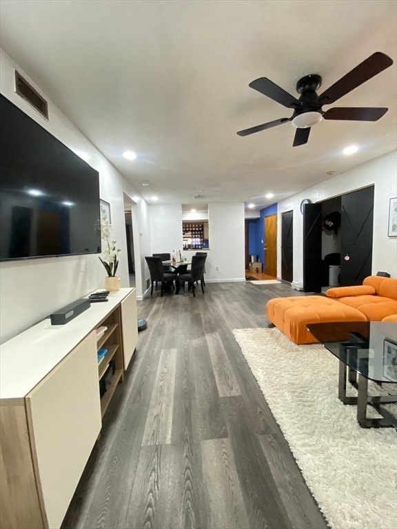 Foto principal - 375 Aiken Ave