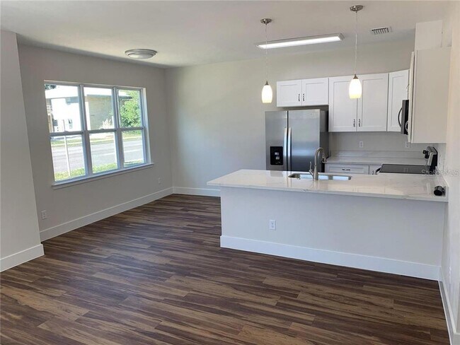 Foto del edificio - 540 NW 30th Ave