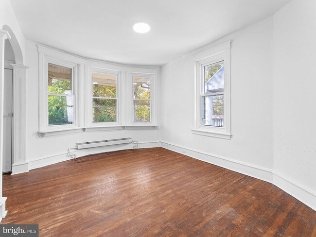 Foto del edificio - 508 Midvale Ave