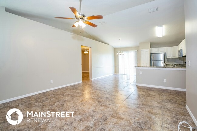 Building Photo - 13 43rd Ct