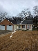 Building Photo - 21 Sheila Gail Ln