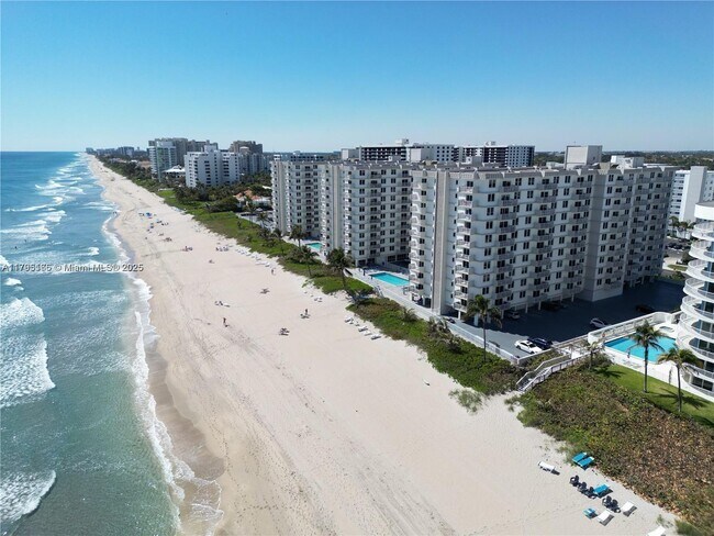 Foto del edificio - 3215 S Ocean Blvd