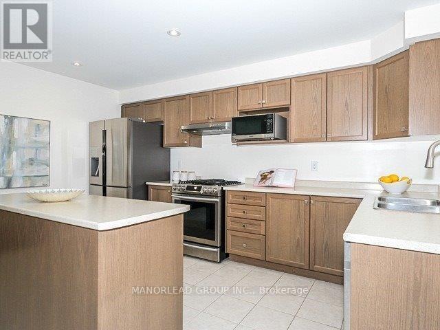 Building Photo - 17 Raithby Cres