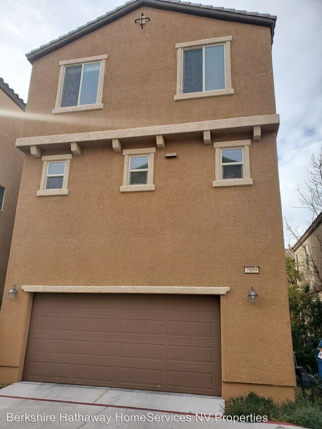 Building Photo - 3 br, 3 bath House - 7609 Finishing Touch Ct
