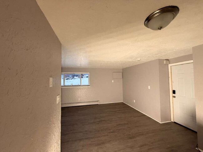 Foto del edificio - 15112 Euclid Ave