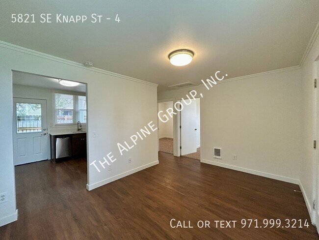 Foto del edificio - 5821 SE Knapp St