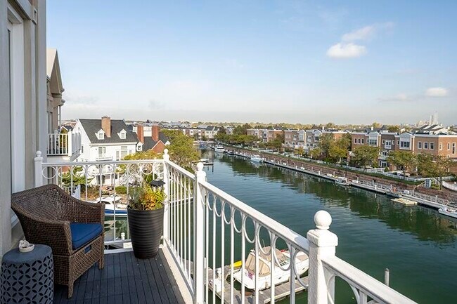 Foto del edificio - 109 Shearwater Ct E