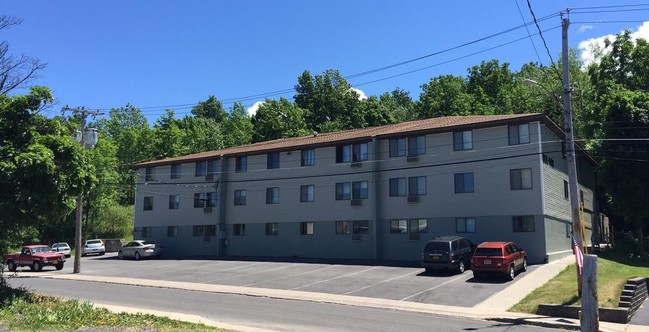 Building Photo - Driscoll Ave Apartments