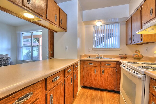 Foto del edificio - White Oak Apartments