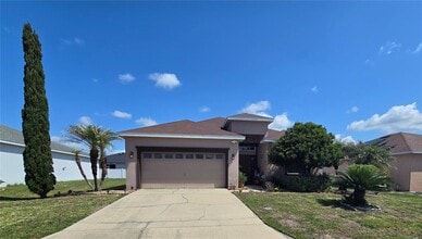Building Photo - 219 Cloverdale Rd