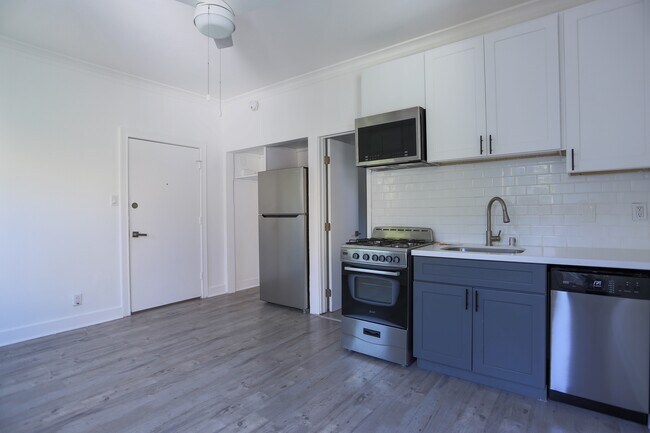 1BR/1BA - 406 S Coronado St