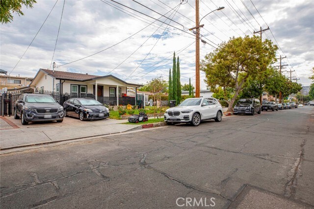 Foto del edificio - 1125 Stanley Ave