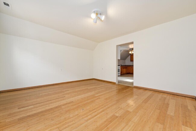 Foto del edificio - 1720 N St Louis Ave