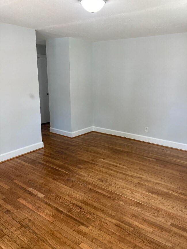 Foto del edificio - 522 New Bern St SE