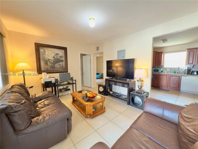 Foto del edificio - 6137 Garfield St