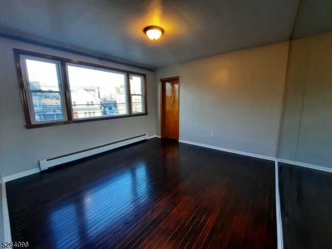 Foto del edificio - 91 Watsessing Ave