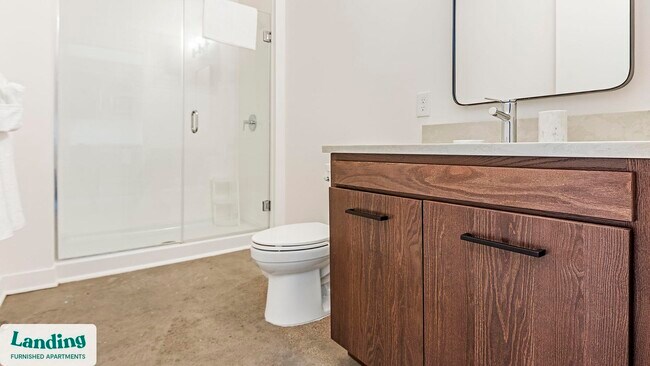 Foto del edificio - 300 S Broadway