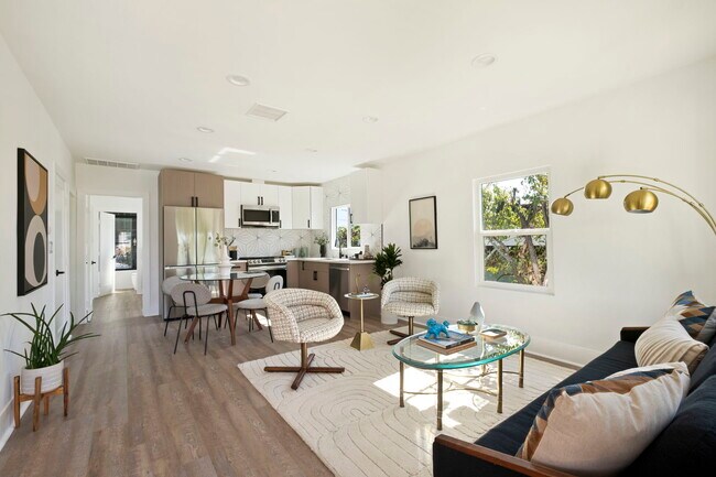 Living Room - 2826 Macon St