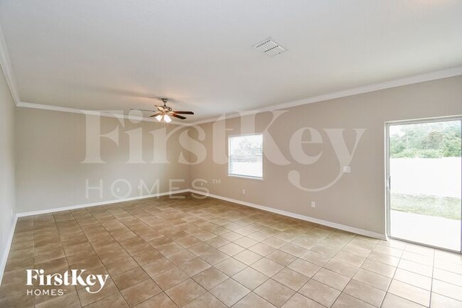 Building Photo - 10286 Magnolia Hills Drive