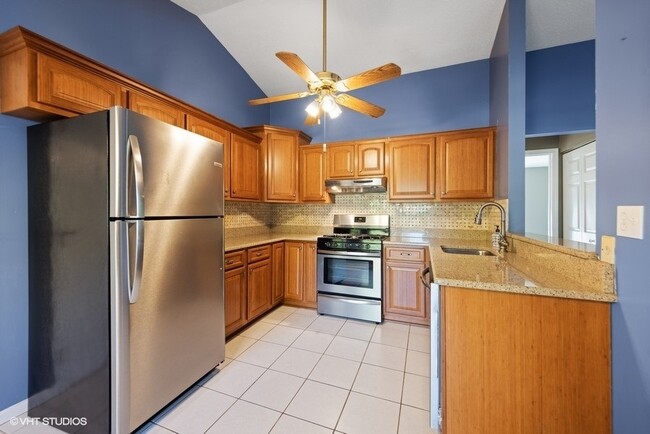 Foto del edificio - 2108 Navarone Dr