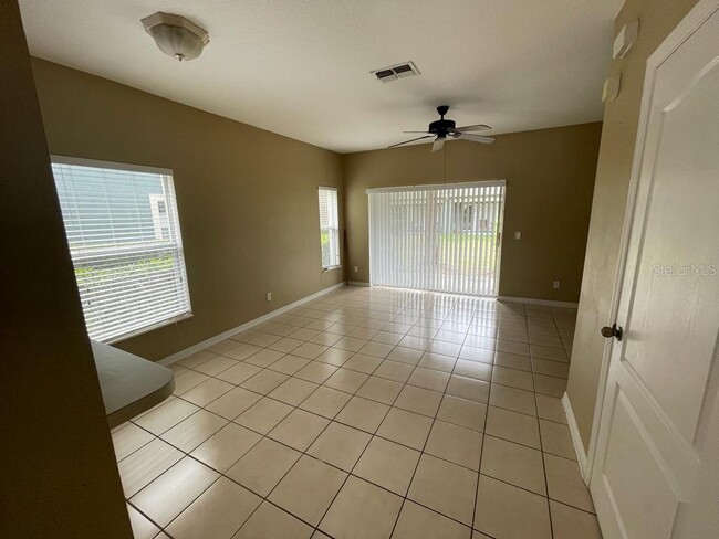 Building Photo - 3468 Wilshire Way Rd