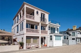 Building Photo - 1605 E Seal Way