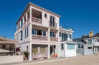 Building Photo - 1605 Seal Beach Blvd
